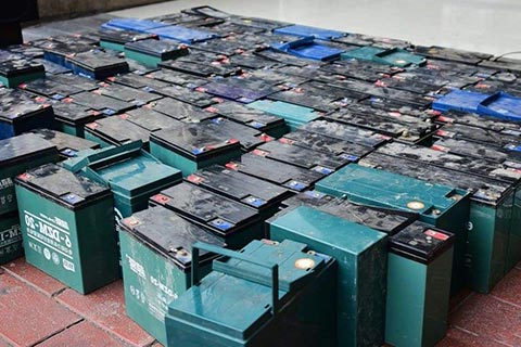 郴州高价钴酸锂电池回收-上门回收叉车蓄电池-汽车电池回收